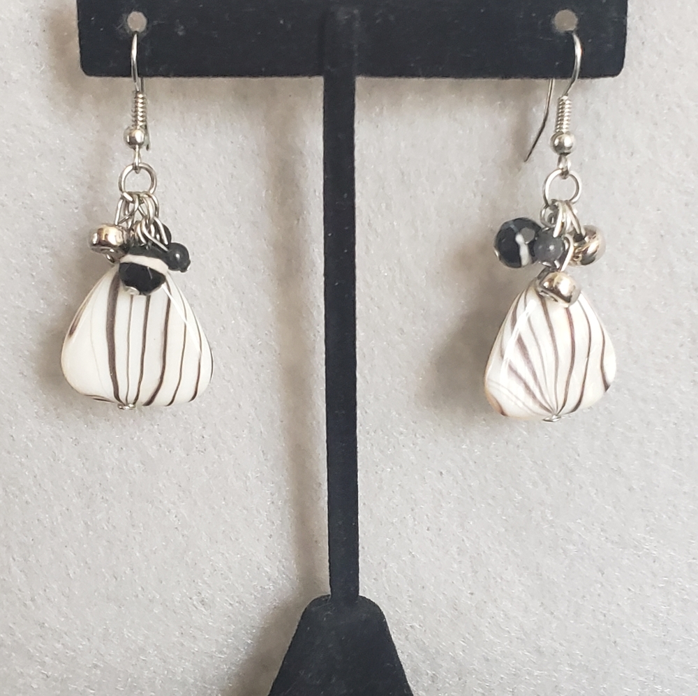 Silver Black Agate Dangle Earrings